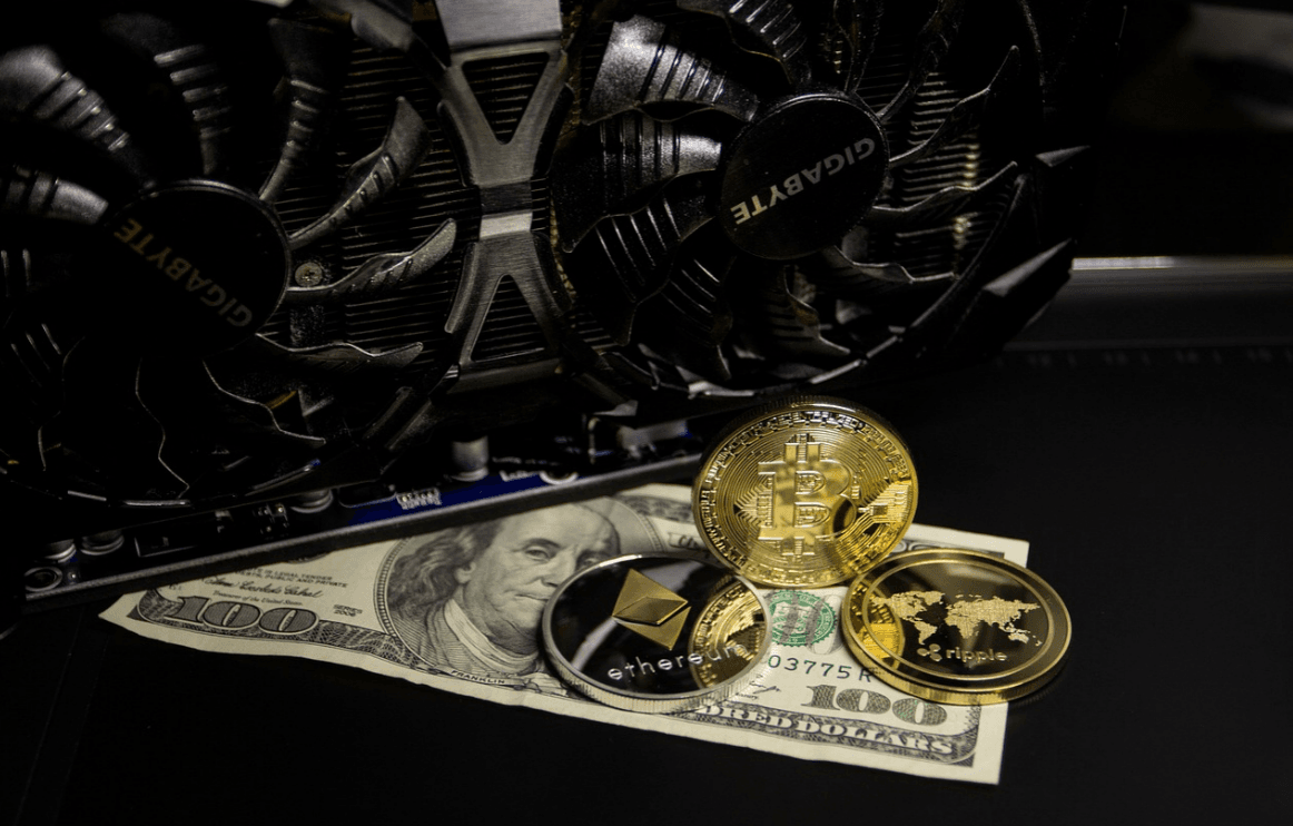 Bitcoin Mining Pixabay.png