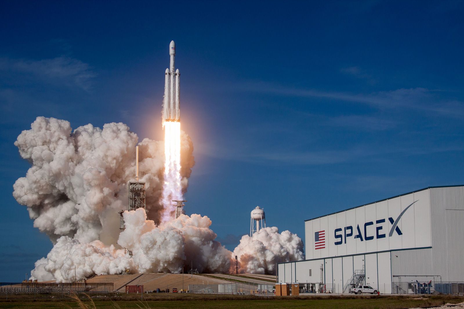 SpaceX.jpg