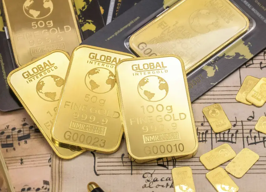 XAUTPAXG vs Emas Fisik - Mana Pilihan Investasi Emas Terbaik di 2026 - fisik.webp